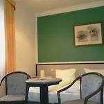 Sport- & Vital-resort Neuer Hennings Hof Hotel