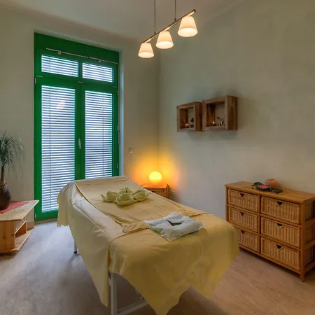 Sport- & Vital-resort Neuer Hennings Hof Szálloda Perleberg