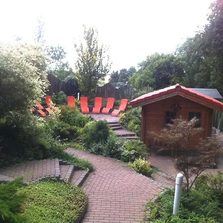 Sport- & Vital-resort Neuer Hennings Hof פרלברג