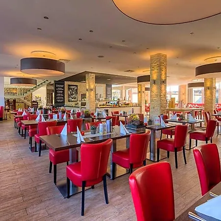 Sport- & Vital-resort Neuer Hennings Hof Hotel 4*
