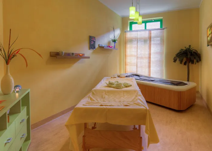 Sport- & Vital-resort Neuer Hennings Hof מלון