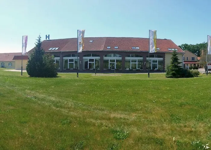 Sport- & Vital-resort Neuer Hennings Hof מלון