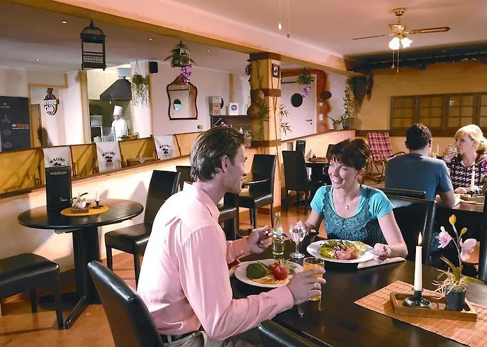 Sport- & Vital-resort Neuer Hennings Hof מלון פרלברג