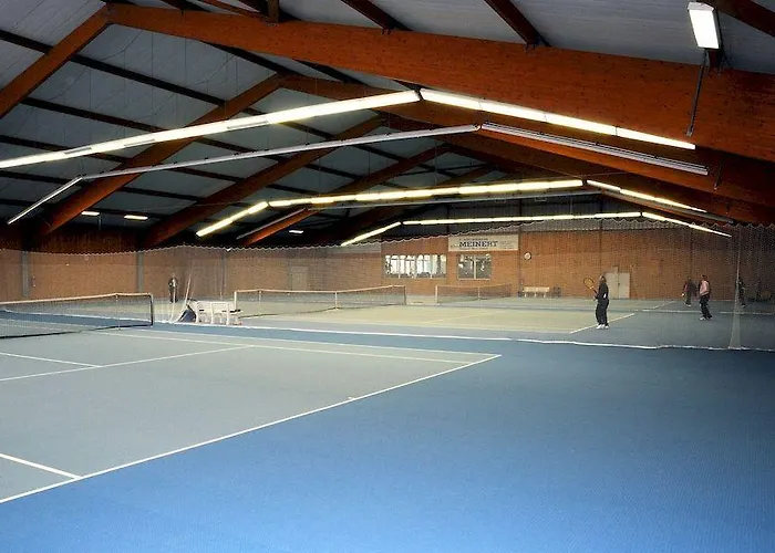 Sport- & Vital-resort Neuer Hennings Hof מלון